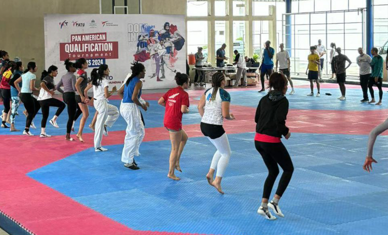 Des taekwondistes haïtiens en préparation